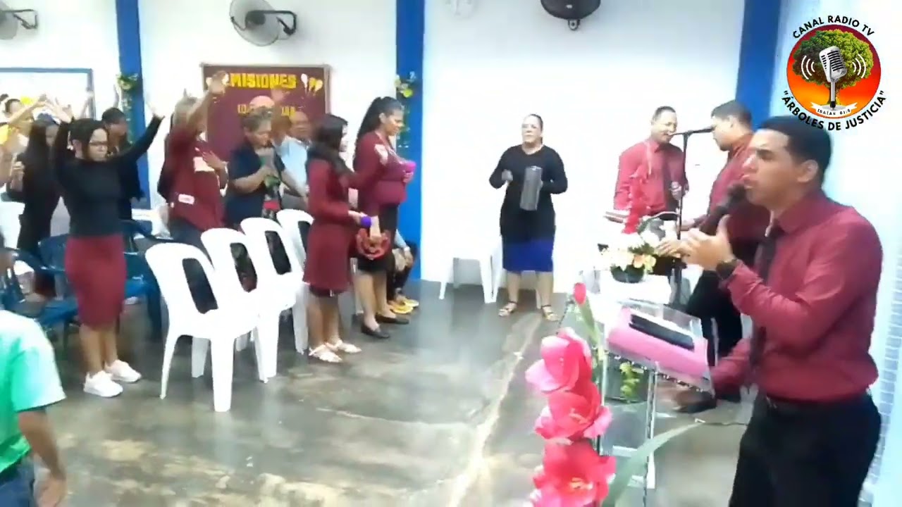 Coros de fuego pentecostes Henyer Villalba 🔥.... Se metió Jehová