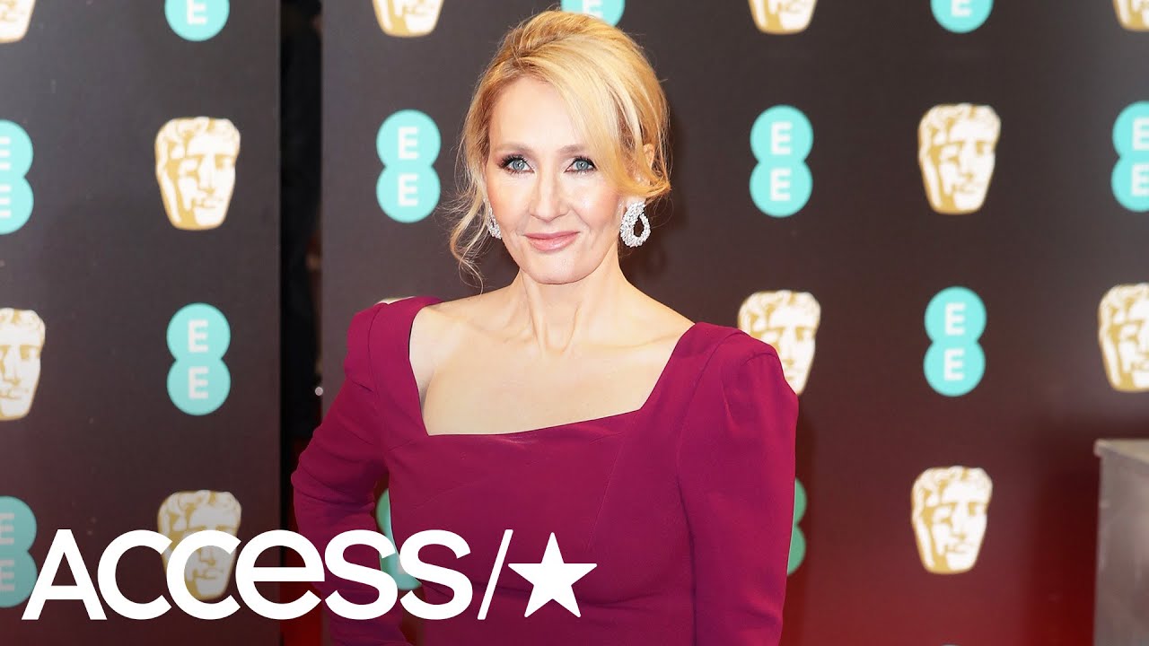 J.K. Rowling Sparks Backlash After Revealing Dumbledore & Grindelwald's Sexual Love Affair