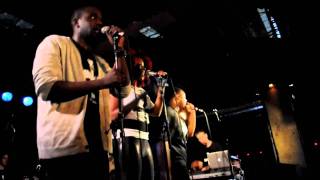 The Foreign Exchange - Nic's Groove (Live in Paris) HD