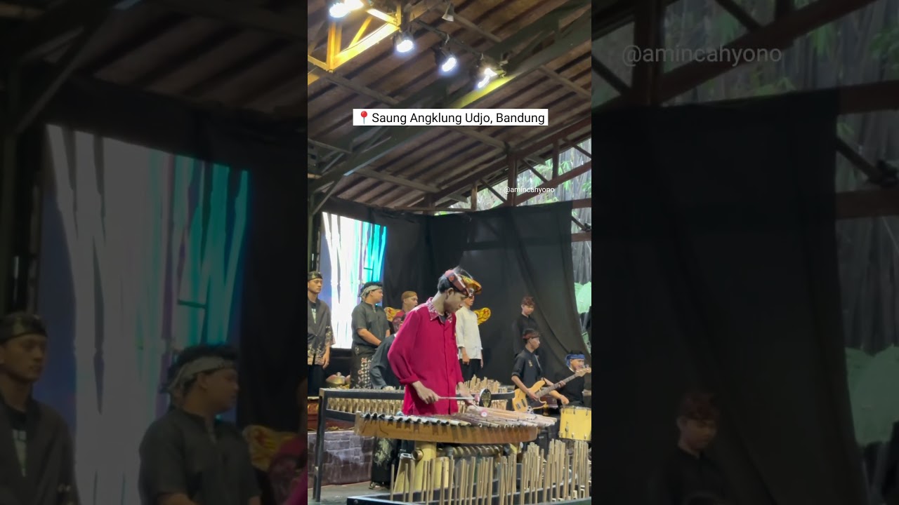 Indonesia Raya, Saung Angklung Udjo 