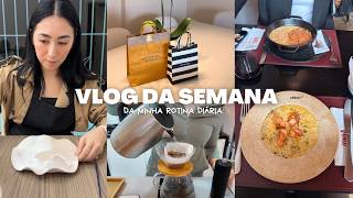 Download lagu Family Sunday, freshly ground coffee, painting ceramics, and checking out a new restaurant