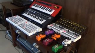 Yamaha Reface Cp & Yc - Elektron Modelsamples X2 - Behringer Wasp - Volca Sample X2 - Kokko Pedals
