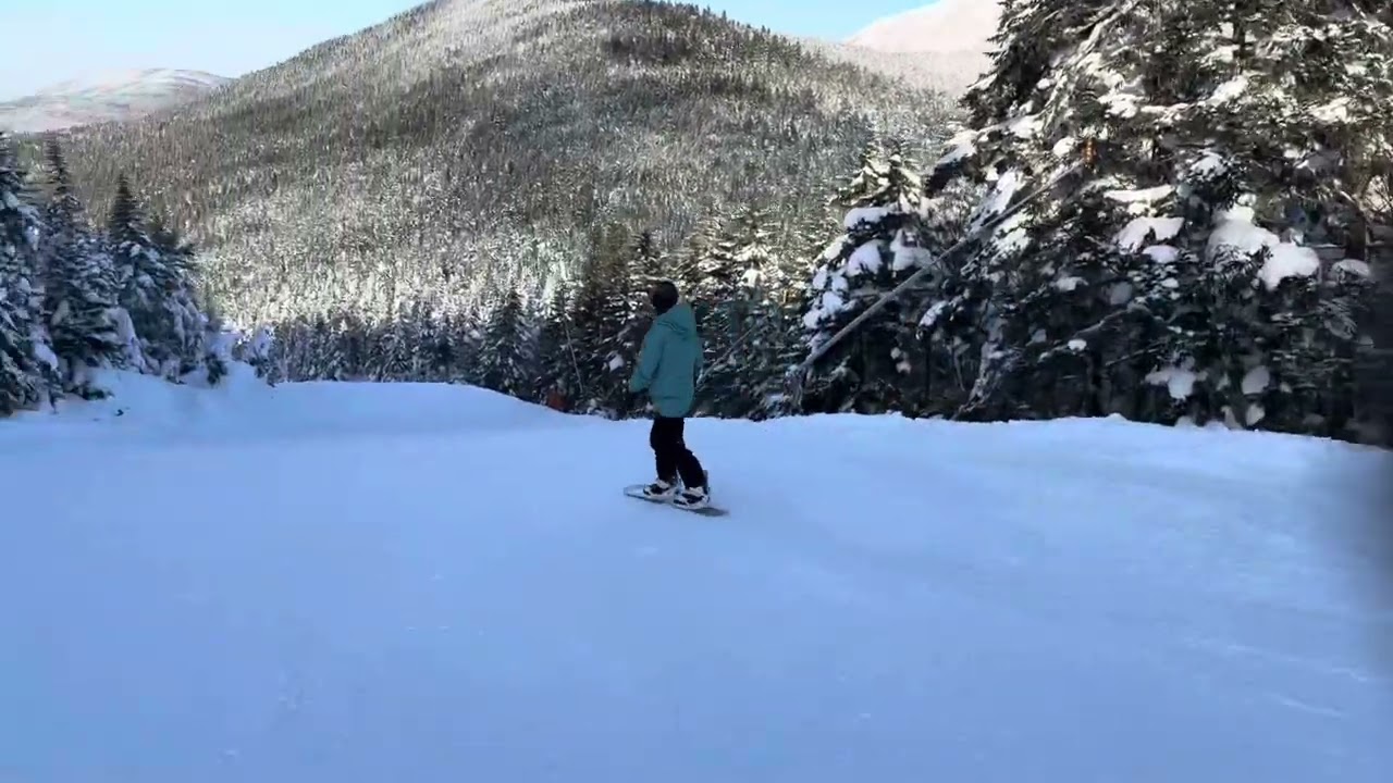 Skiing down Madonna Mountain - Upper Half - Smuggler’s Notch Resort, Vermont