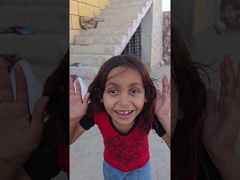 عم تلعب الدجاجة لا تنسى الاشتراك واللايك