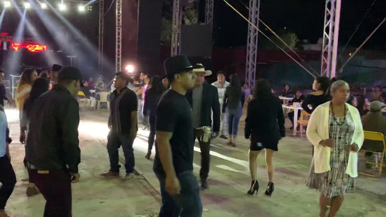 EL CHIRU Y SUS AMIGOS Sin Alma Ni Coraz n Y El Abuelito YouTube