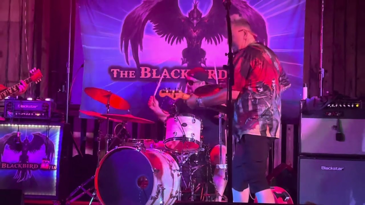 Blackbird Mafia live @ Lone Star bar a grill