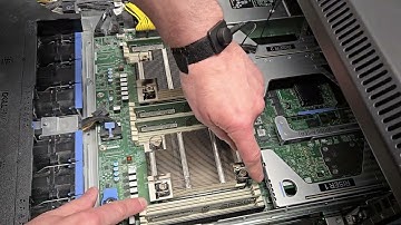 Installing memory in a Dell PowerEdge R450 server