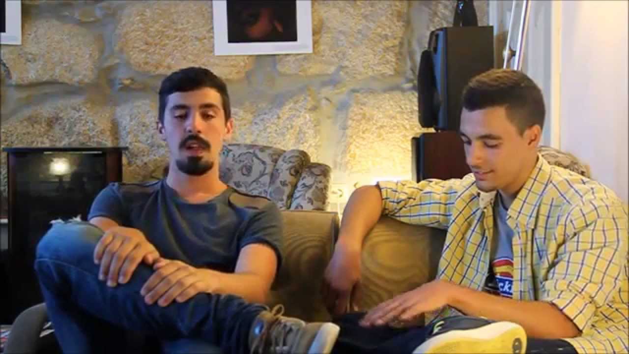 João Pacheco e Cláudio Romão | Tudo Vai Melhorar - YouTube It Gets Better Portugal