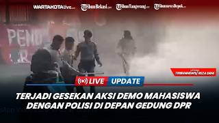 Momen Mahasiswa Adu Mulut dengan Polisi di Depan Gedung DPR