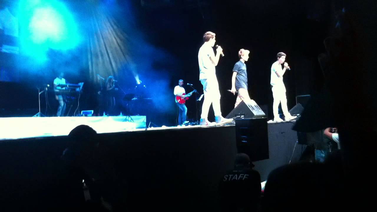 Lo Mejor Esta Por Venir - Gemeliers y Calum en Barcelona