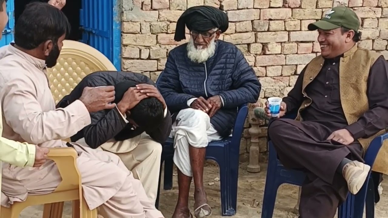 بابا جی بوتل پیندے ہوٹس کریں گے تو 