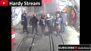 Mine accident / Chelyabinsk area / Lift shaft