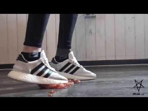 Crushing Tomatoes Adidas (Helga Li)