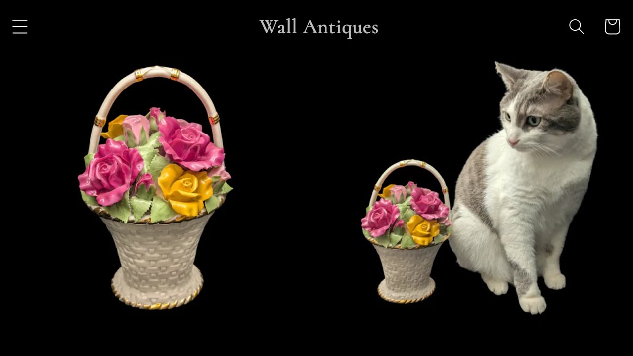 Royal Albert Musical Flower Basket (Old Country Roses) - Plays "Fur Elise," c. 1962 Pattern 🎶🌹🇬🇧