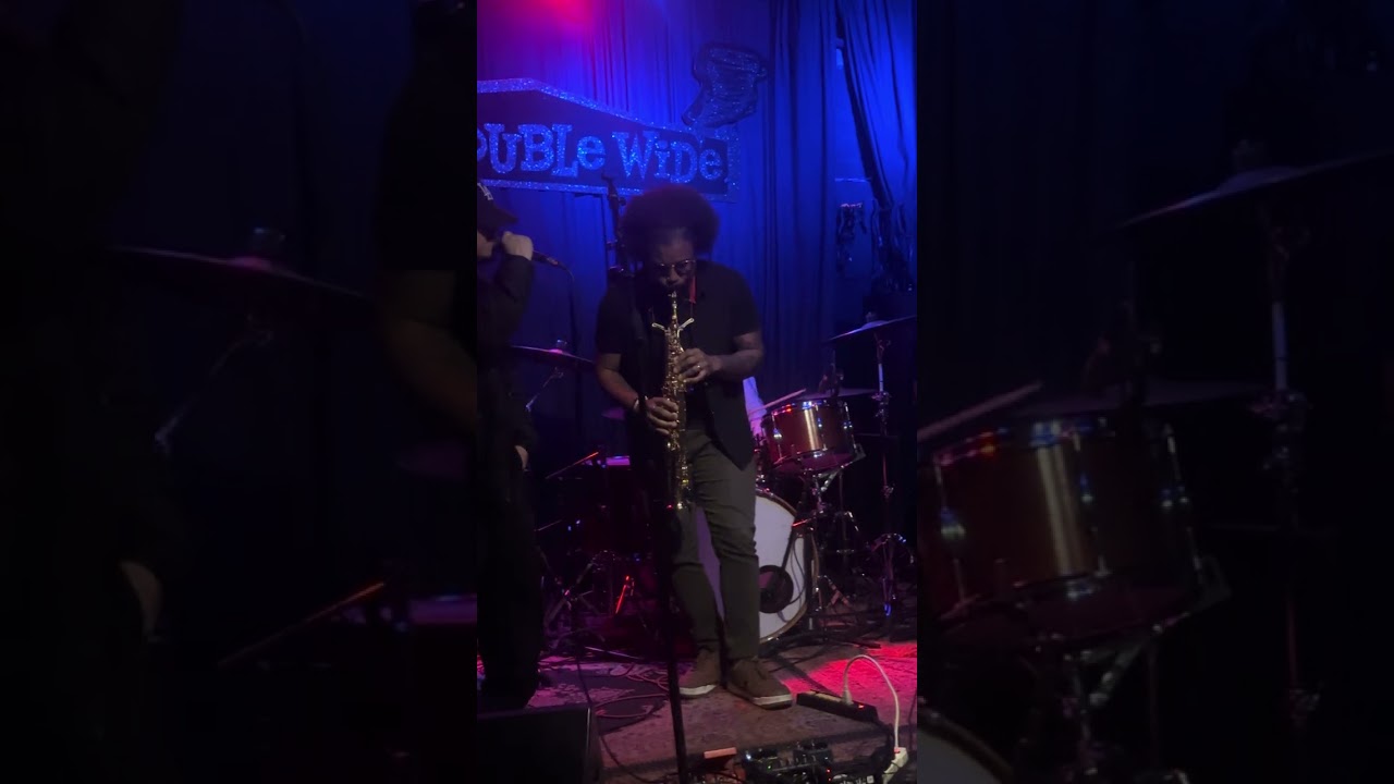 LIVE WITH THE BAND IN DALLAS 