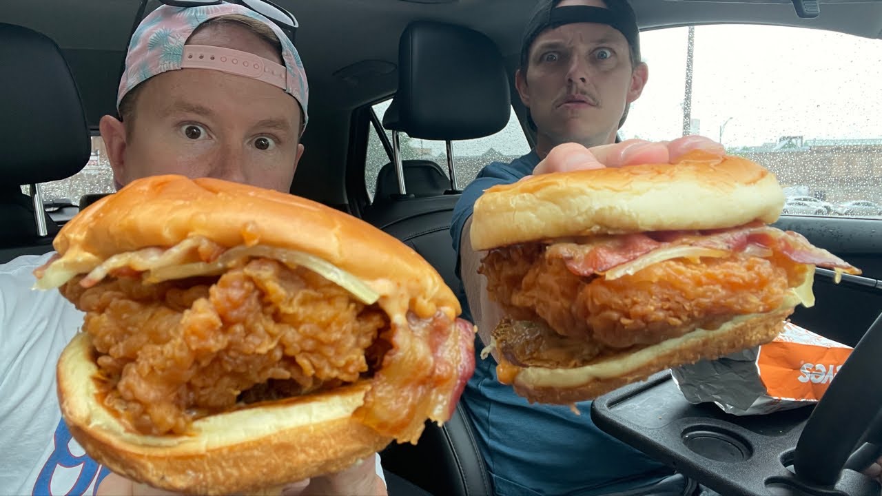 [LIVE] Popeyes’ Bacon & Cheese Chicken Sandwich Food Review YouTube