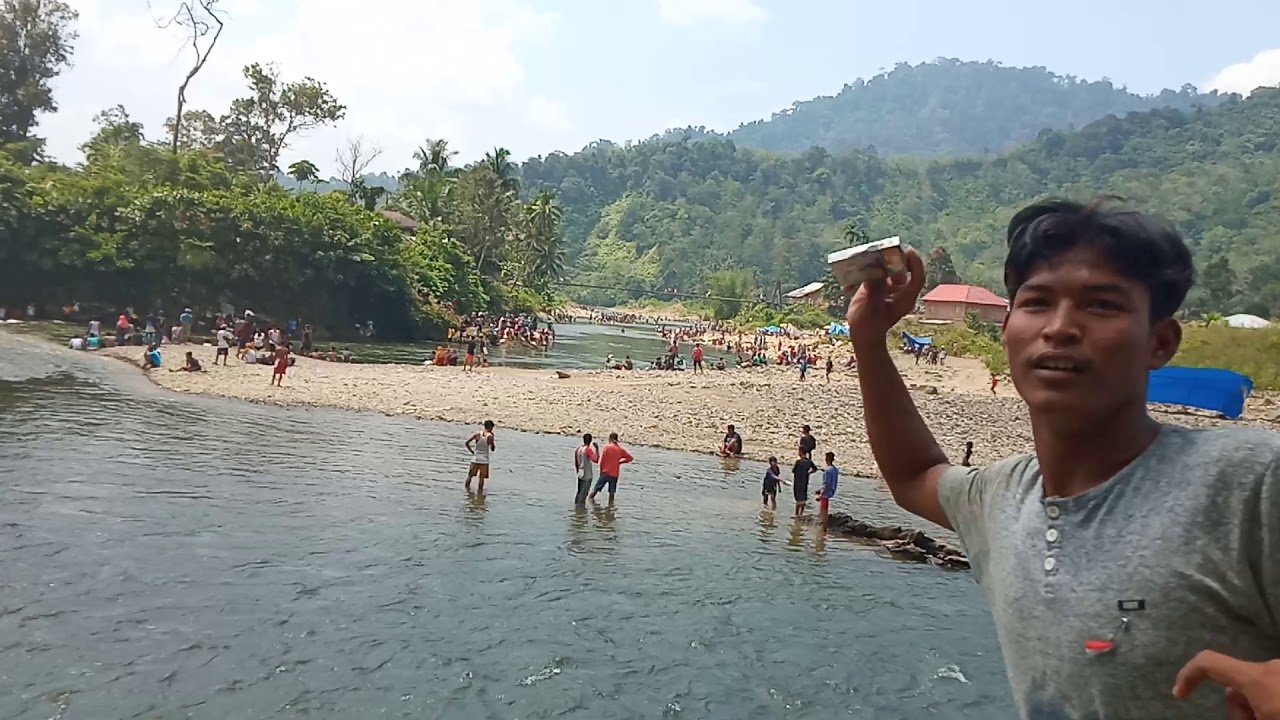 Ada lautan manusia Buka lubularangan