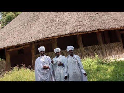 ግሩም ቅኔ እንዴት ደስ ይላል በማሕሌቱ ላይ የተቀኘው ቅኔ በመ ር ምስራቅ