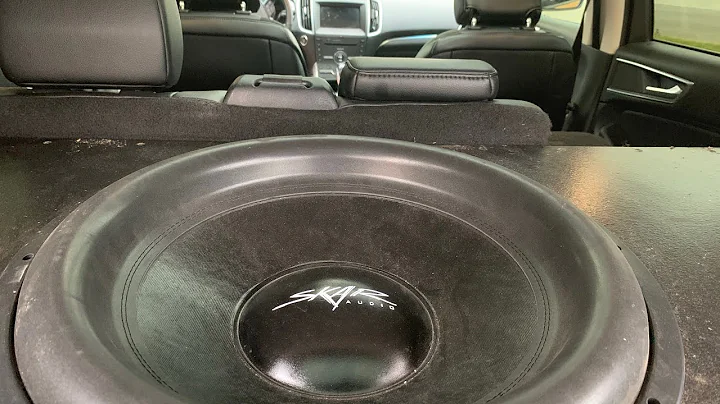 SKAR AUDIO ZVX 18 v2  DESTROYING FORD EDGE!