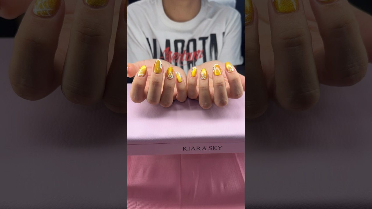 Cat eye with jelly color on the top/ I’m  abscess 😱❤️‍🔥🤩