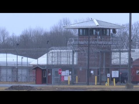 Prison reform bill draws criticism from lawmakers, union officials