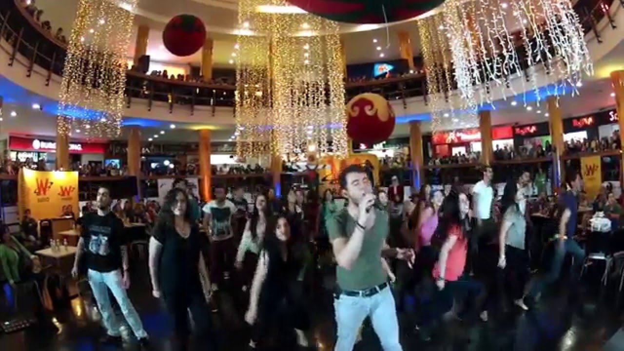 Somebody to Love Queen Tribute Flash mob YouTube