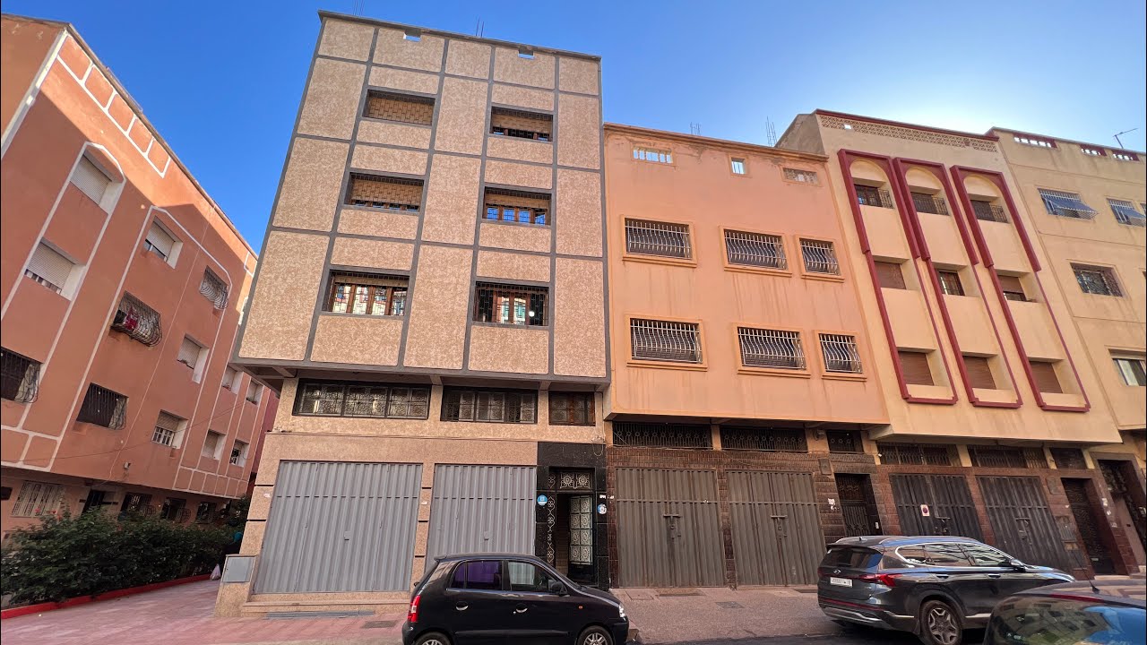 بابك بوحدك 🏡دار حرة للبيع في الدار البيضاء🖐️في موقع جد ممتاز