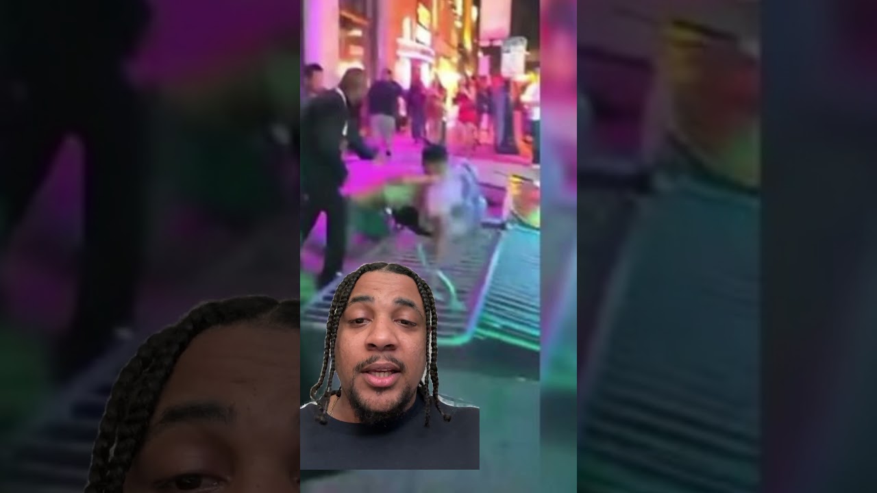 Смотреть «Compton Rapper AD ex no jumper host on video getting whooped in front of of the club by white boy💭» на YouTube Смотреть «Compton Rapper AD ex no jumper host on video getting whooped in front of of the club by white boy💭» на YouTube
