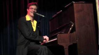 Bodo Wartke - Yes Dear! (live at Kookaburra Comedy Club, Berlin) chords