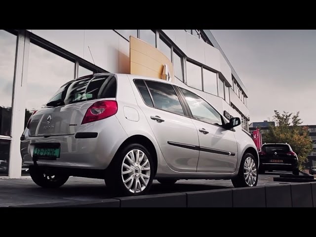 Renault Clio III - Fuite en avant - Challenges