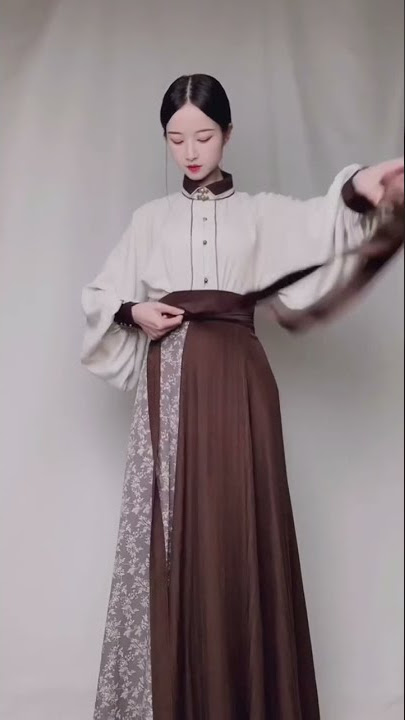 Chinese traditional clothes, hanfu. Chocolate color scheme.
