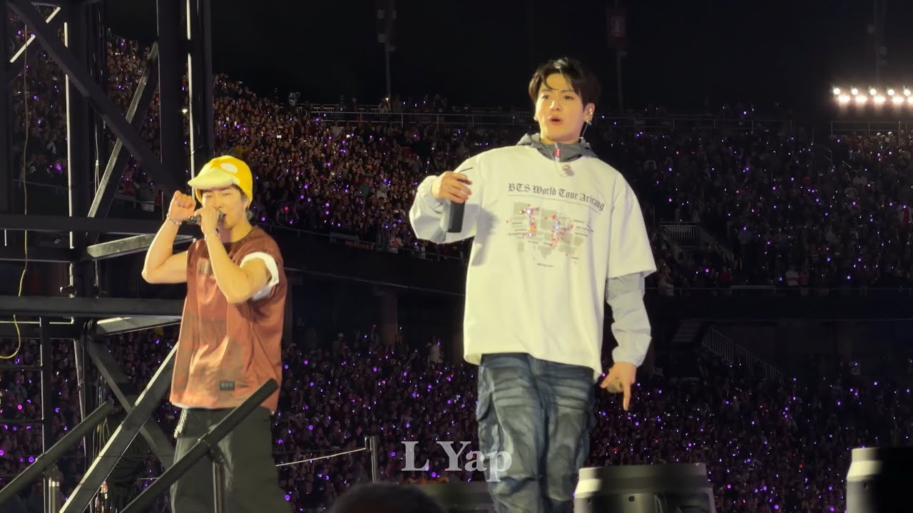 BTS - Anpanman Surprise Song 4K Fancam @ BTS World Tour 'ARIRANG