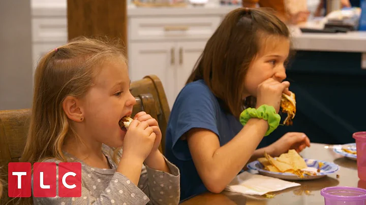 A Taco Thanksgiving With the Busbys! | OutDaughtered