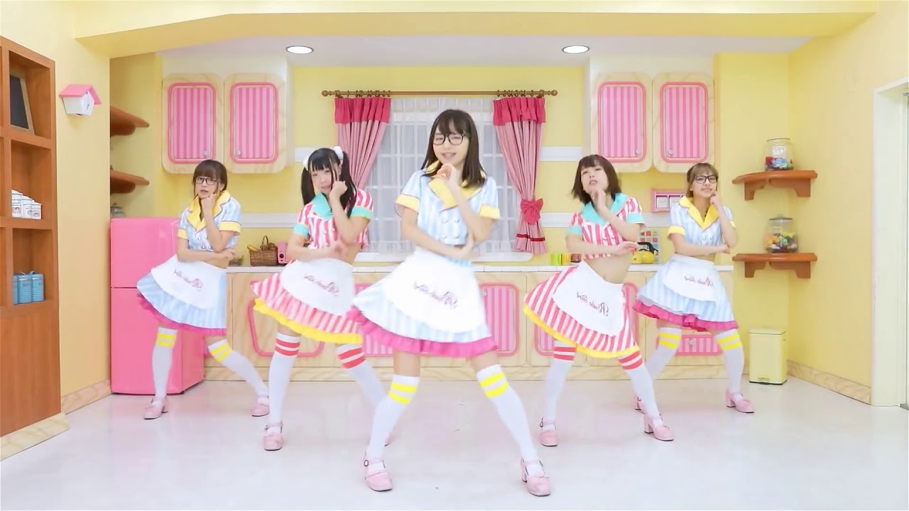 LUVORATORY MIRROR DANCE