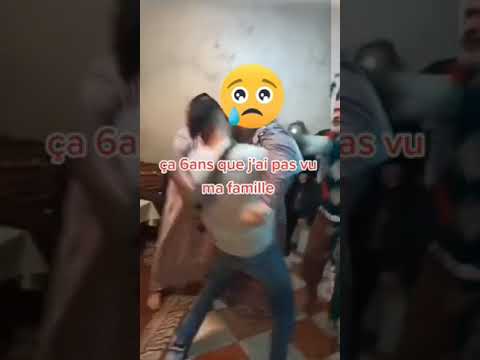 جزائري مغترب يعود من الغربة شوفو ردة فعل امه