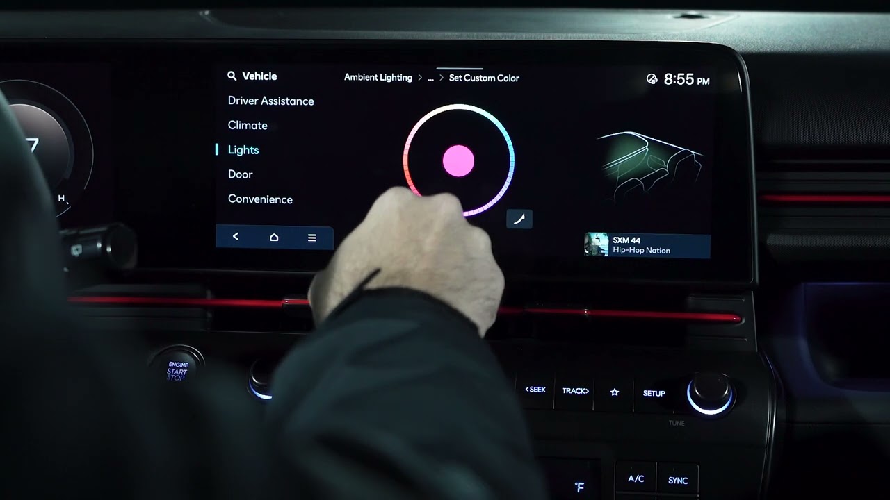 Hyundai Kona N Line 2025 года — подсветка салона