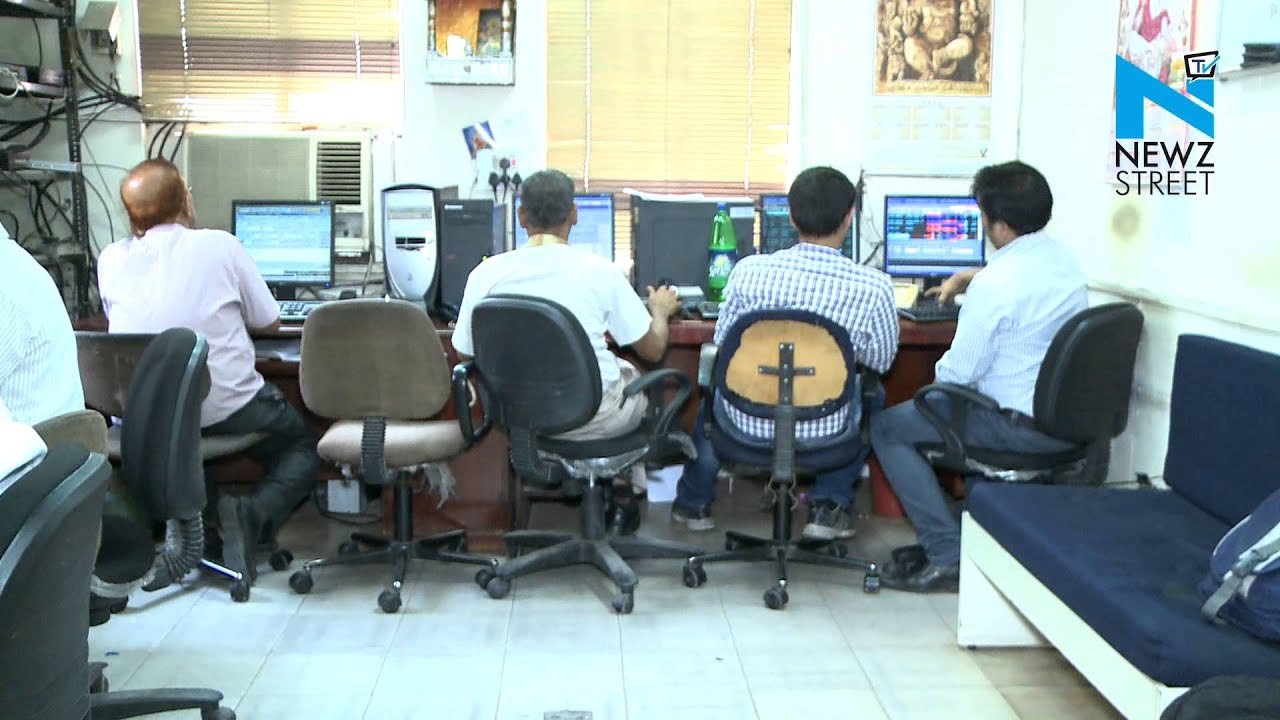 Sensex hits 52 week low slipping more than 200 points