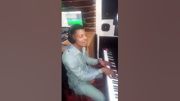 Thumbnail of Osinachi Nwachukwu & SimmyPraise/Her P.A/Pianist (Our Last Moment in Her Studio)
