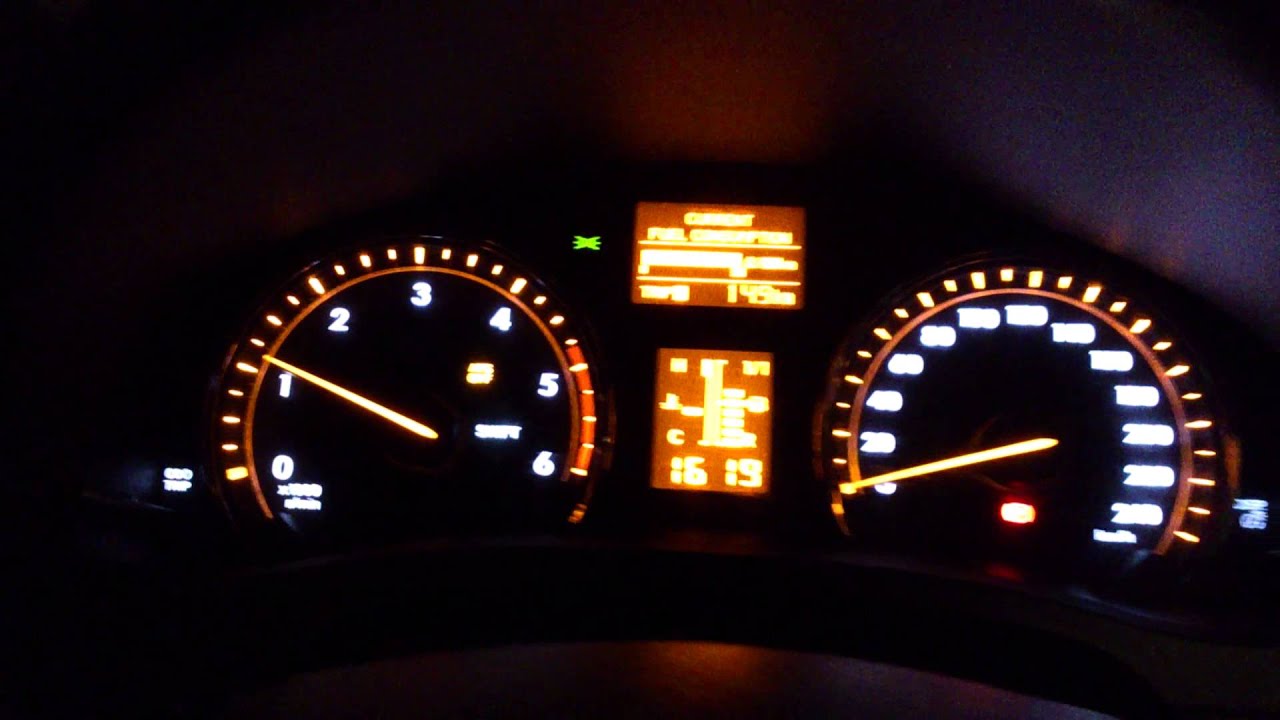 Gasnąca Kontrolka Airbagu Toyota Auris Volvo on call wymagany serwis