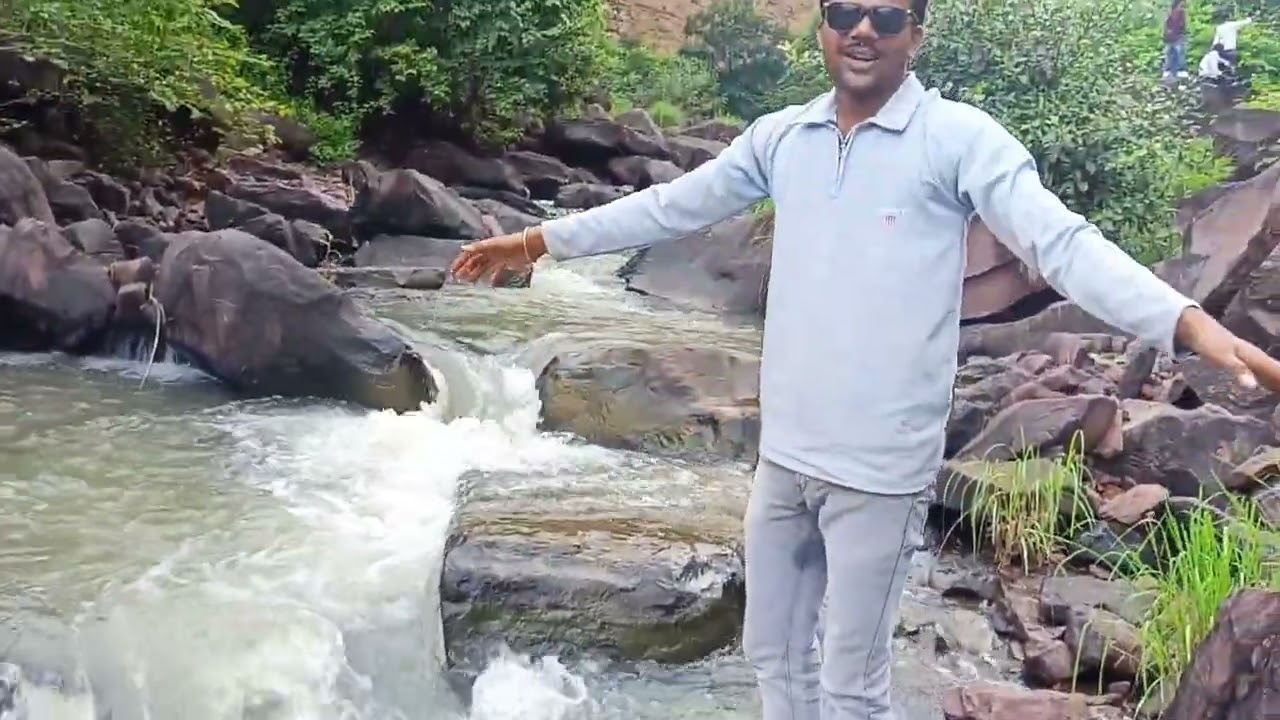 निदान वॉटरफॉल 🏞️का नजारा🏞️ nodan ghumne gye  #nature #nidanwaterfall #vlog #trandingvlog 