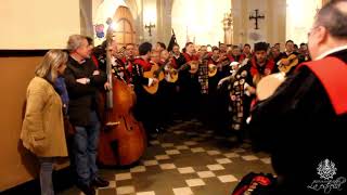Video-Miniaturansicht von „La Tuna de Derecho canta a la Virgen de la Estrella "Plazas de mi Sevilla" (Inmaculada 2019)“