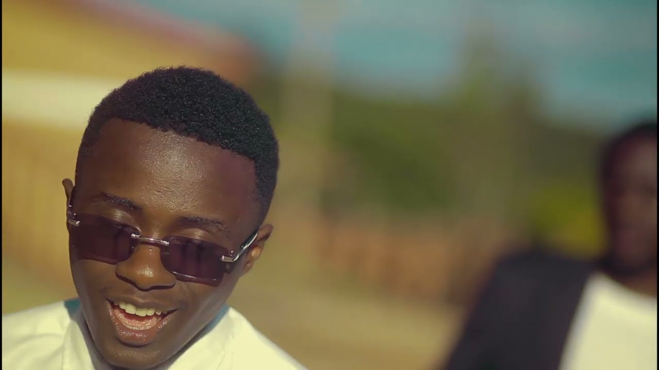 Cacoon Vocalist ft Joshua Munthali-Wanga( Visualizer)Shot by Dir Trevor.