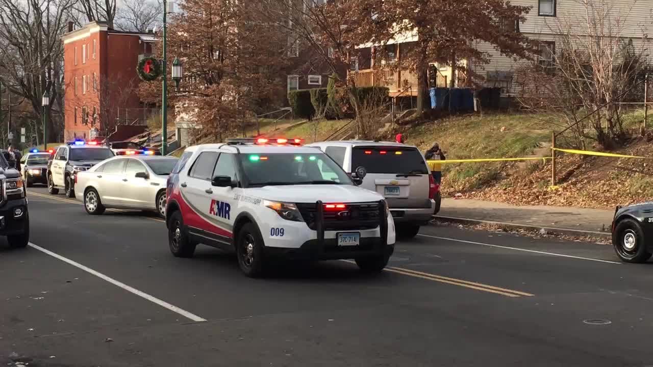 Hartford police investigating double shooting on Park Street - YouTube