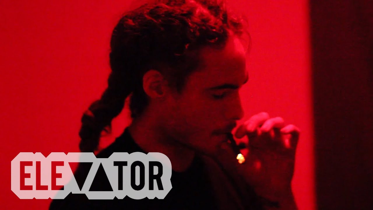 Starfoxlaflare - Back To The Trap (Official Music Video)