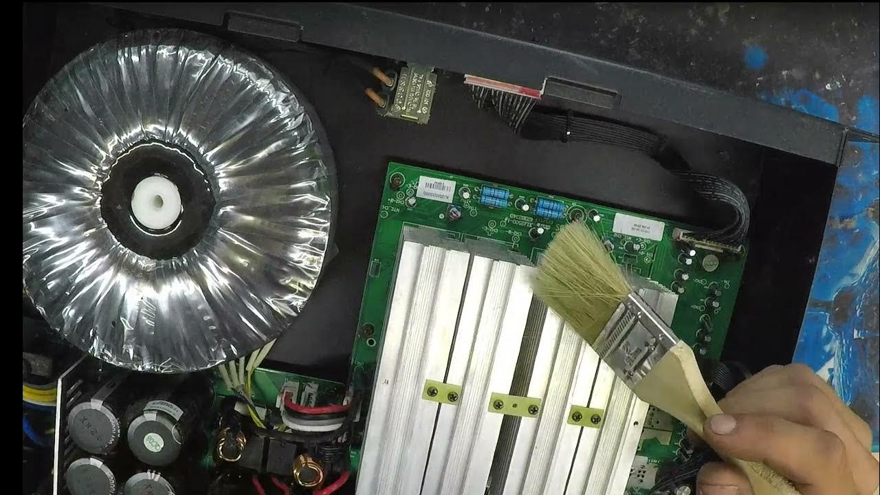 Crown XLi 2500 Pro audio power amplifier cleaning and basic overview