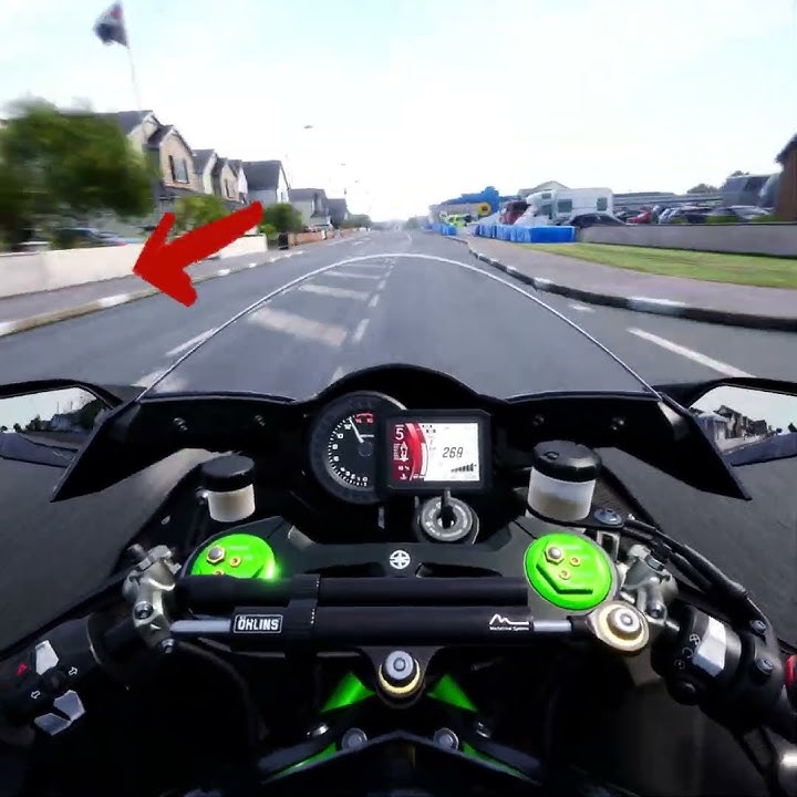 Crash Moment During Ninja H2 vs H2R Speed Duel at the End