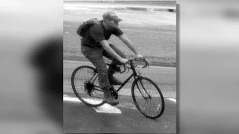 SAPD searching for burglary suspects