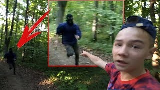 УБЕЖАЛИ ОТ МАНЬЯКА В ЛЕСУ. ШКОЛЬНИКИ СПАСАЮТСЯ ОТ МАНЬЯКА УБЕЖАЛИ ОТ МАНЬЯКА В ЛЕСУ. ШКОЛЬНИКИ СПАСАЮТСЯ ОТ МАНЬЯКА