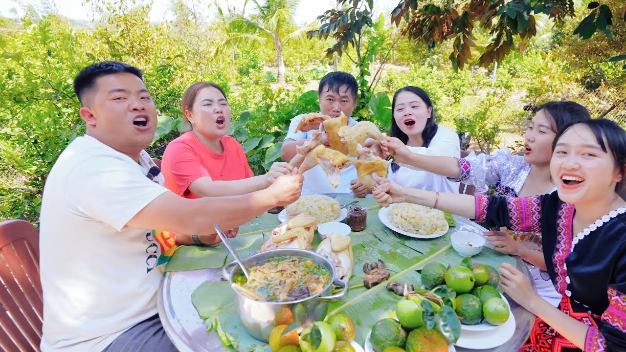 KHÁM PHÁ ẨM THỰC VŨNG TÀU ĐẠI TIỆC GÀ THUỐC, BÁNH BÔNG LAN NỔI TIẾNG | TUYÊN XINH GÁI