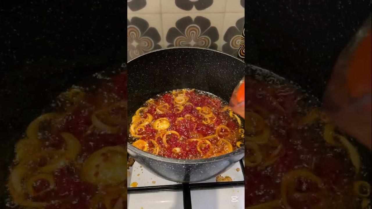 Preparing Nigeria jollofrice